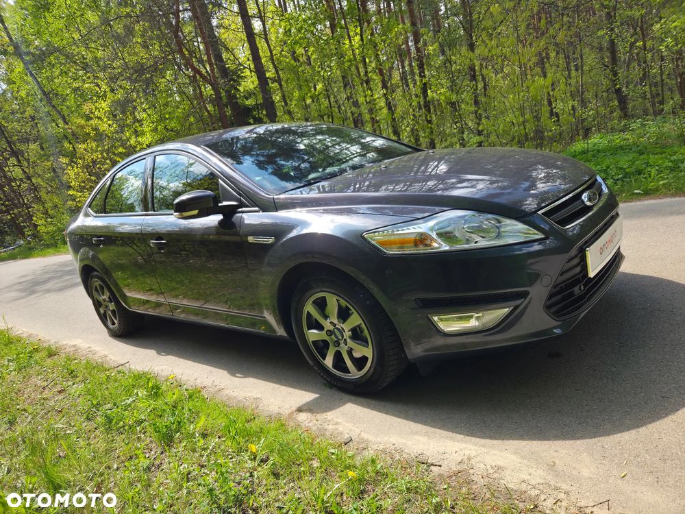 Ford Mondeo 1.6 T Ambiente - 2