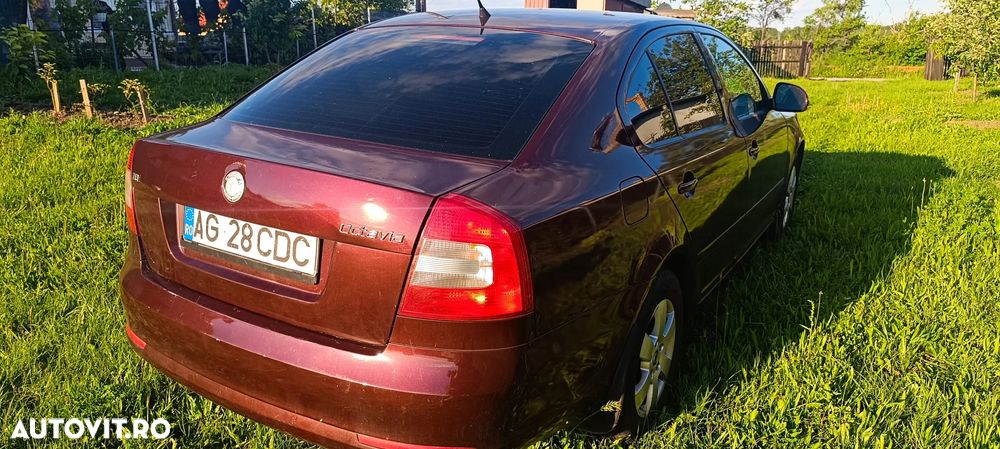 Skoda Octavia 1.6 TDI Business - 11