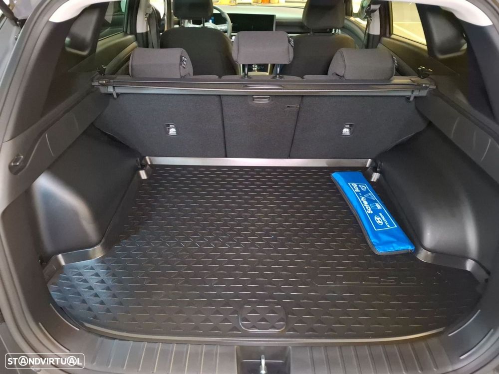 Hyundai Tucson 1.6 T-GDi Premium — fotografia 27