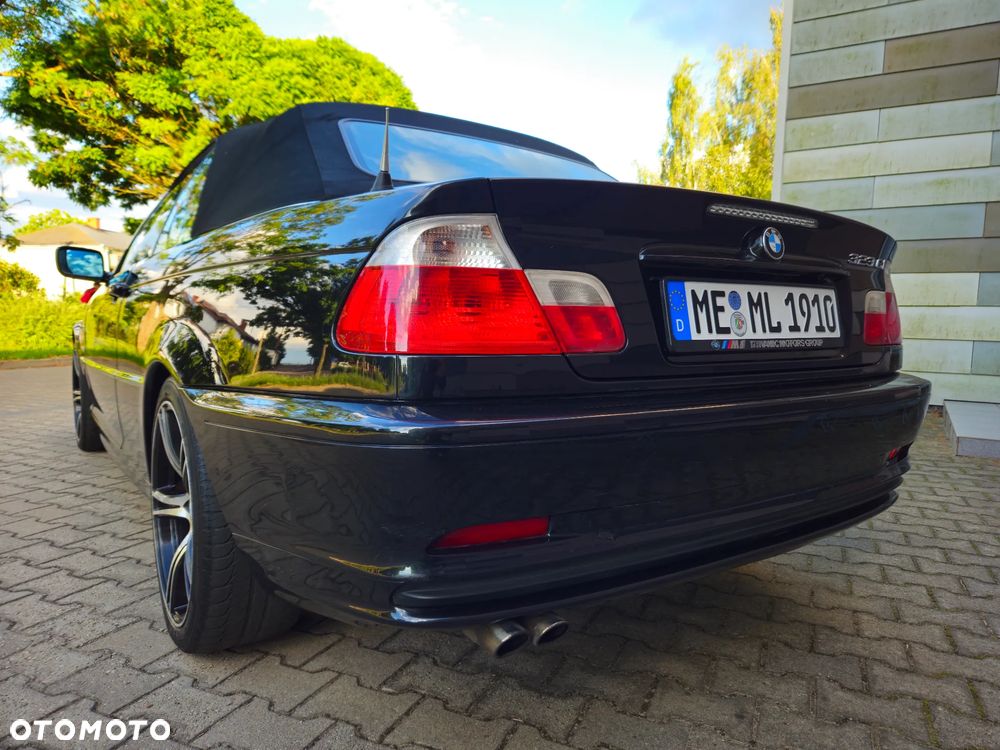 BMW Seria 3 323Ci - 31
