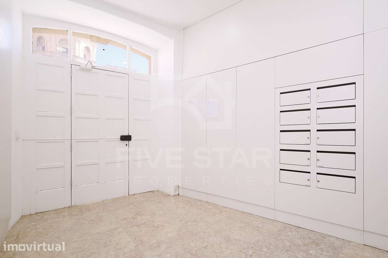 Apartamento T2 - 2 Suites - Novo - Panteão - Vista Rio - Garagem - Grande imagem: 4/29