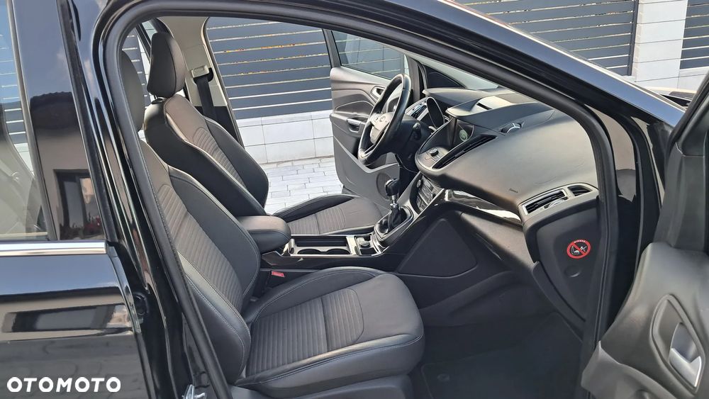 Ford Kuga 2.0 TDCi FWD Edition - 13