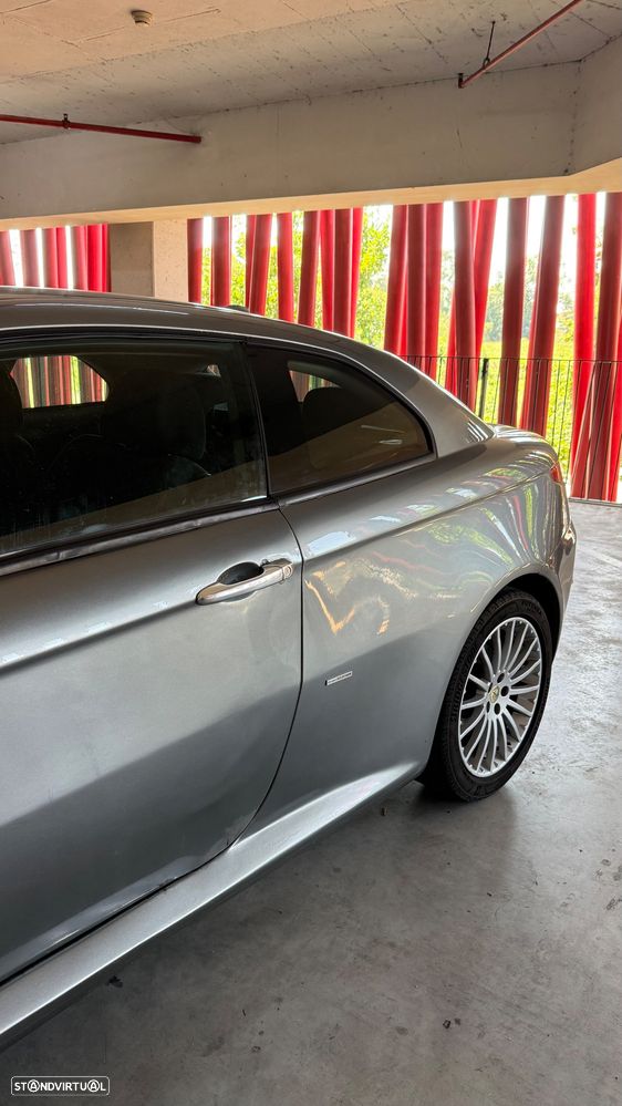 Alfa Romeo GT 1.9 JTD M-JET Progression - 23