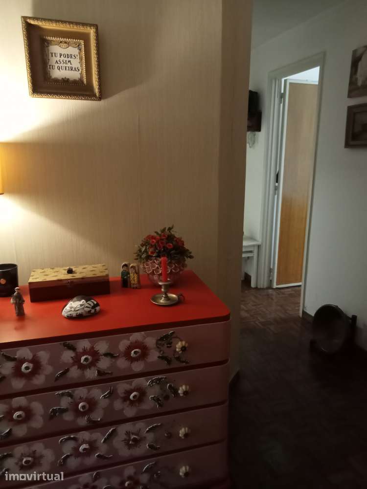 Bom quarto em Benfica casa familiar - Grande imagem: 4/8