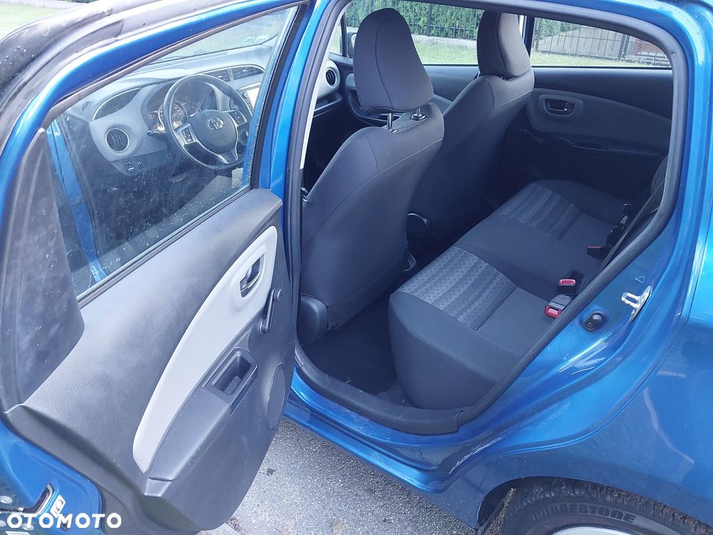Toyota Yaris 1.33 Premium - 19