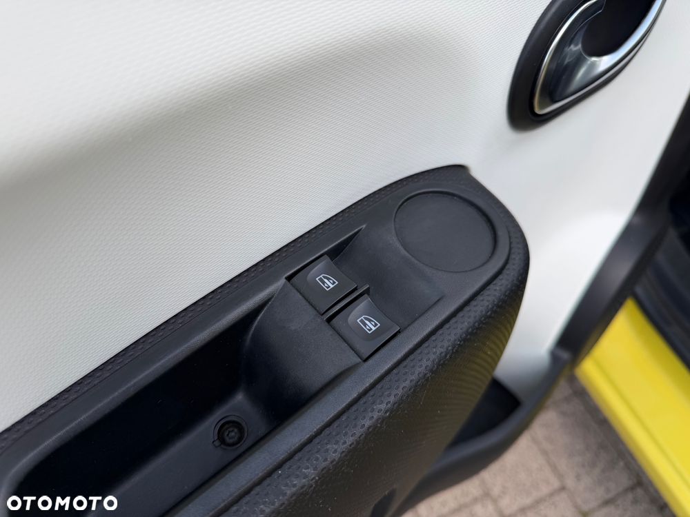 Renault Twingo SCe 70 Intens - 19