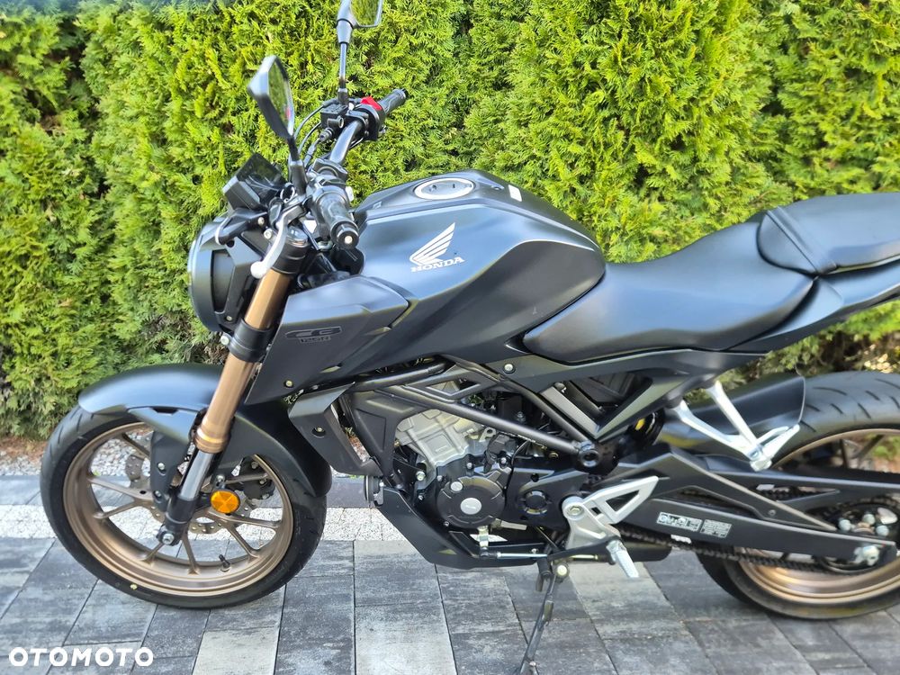 Honda CB - 7