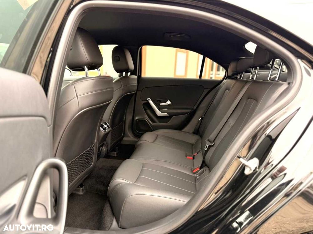 Mercedes-Benz A 250 - 18