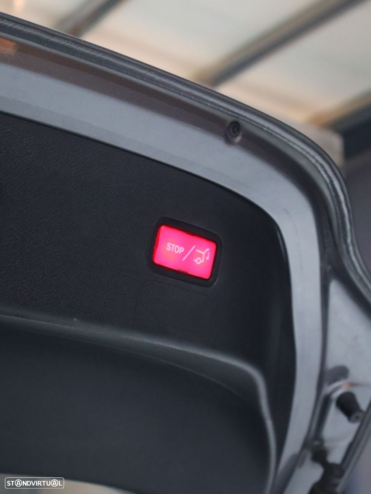 Mercedes-Benz CLA 180 d Shooting Brake Urban - 17