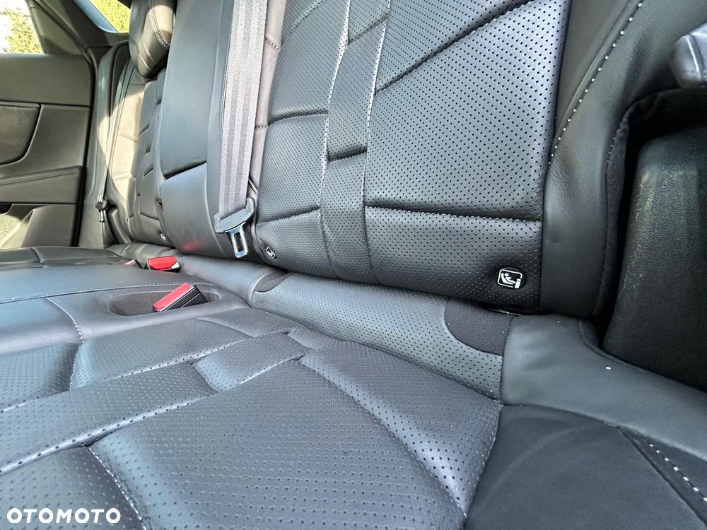 DS Automobiles DS 7 Crossback - 35