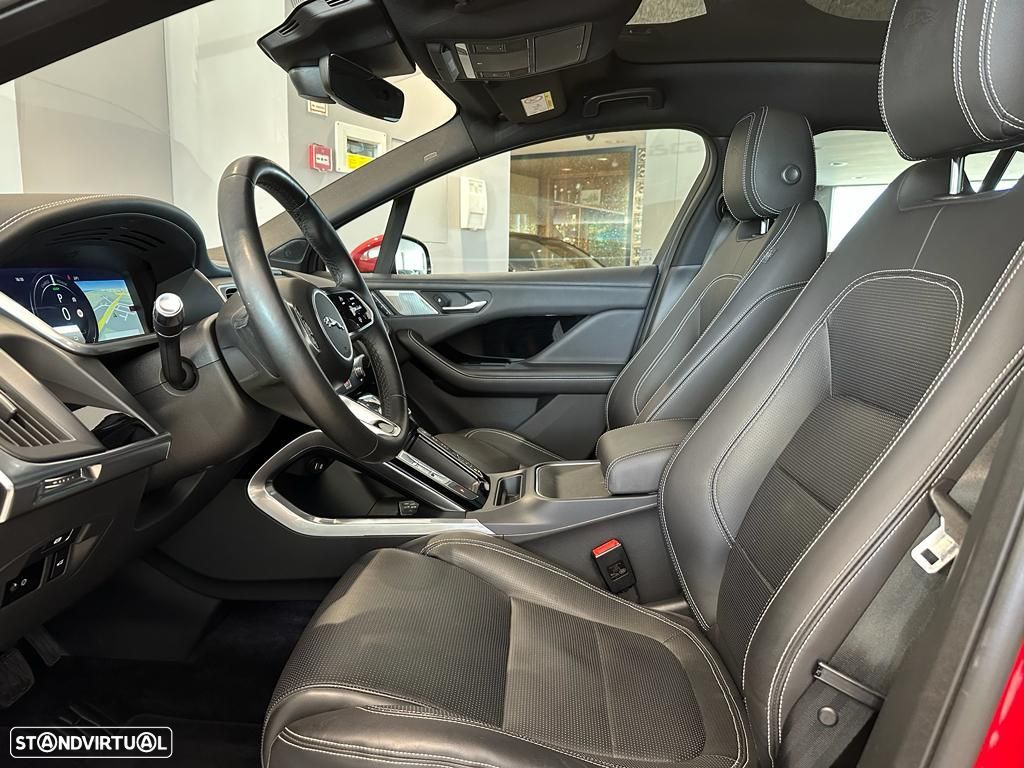 Jaguar I-Pace - 13