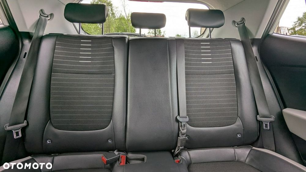 Kia Stonic - 16