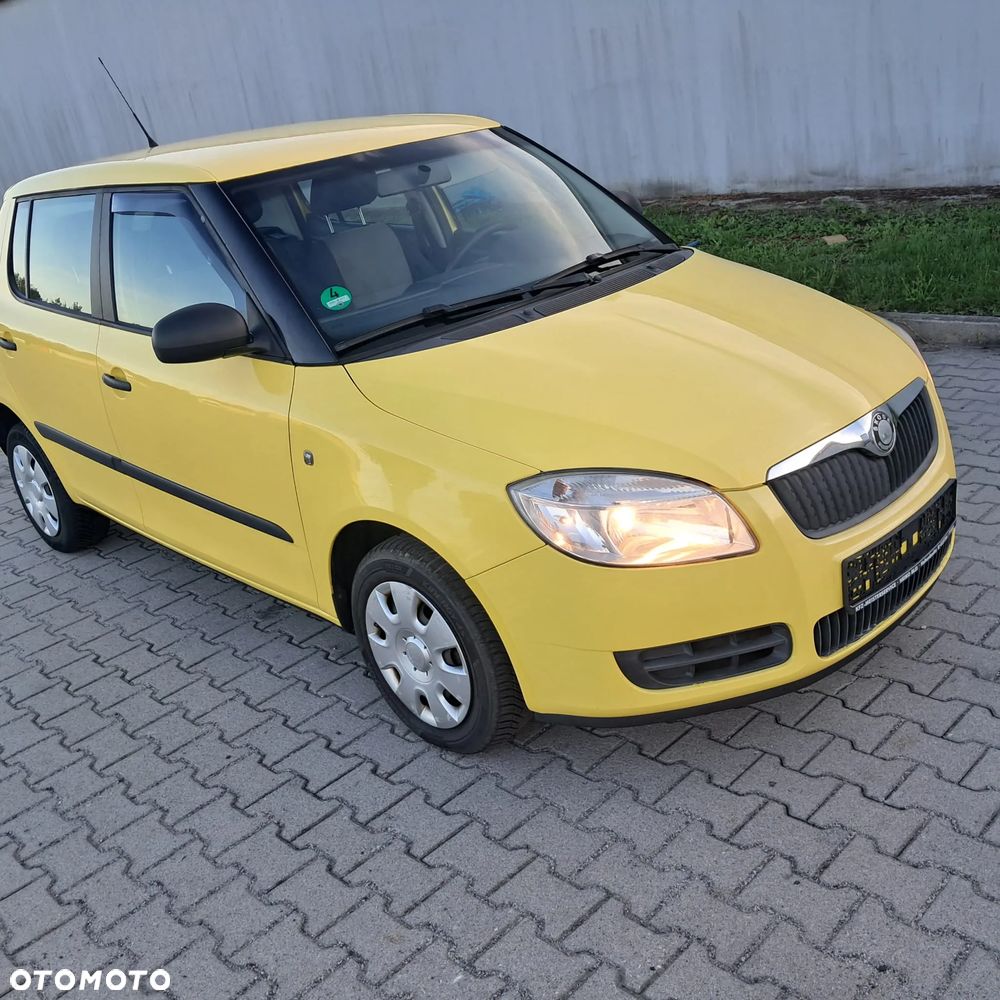 Skoda Fabia - 4