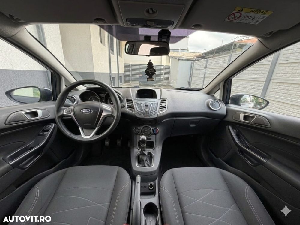 Ford Fiesta 1.6 TDCI DPF Trend - 6