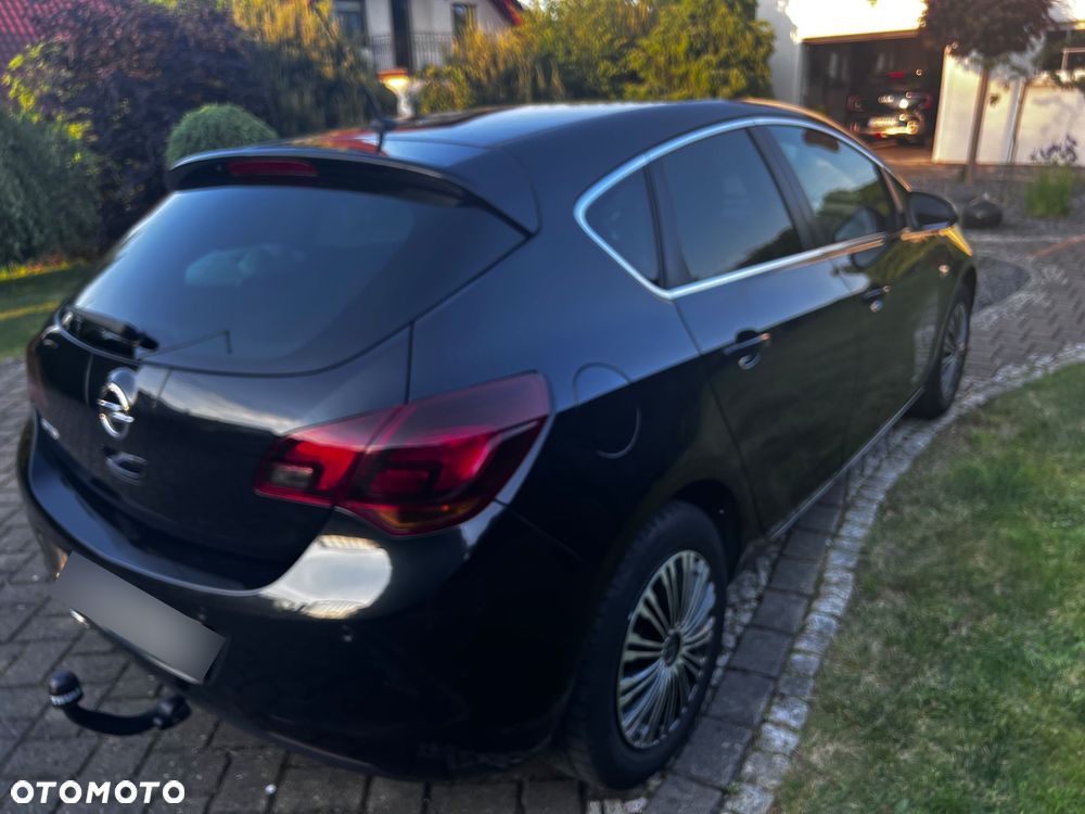 Opel Astra 1.4 Turbo Edition - 17