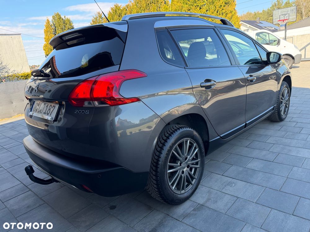 Peugeot 2008 1.6 BlueHDi Style - 7