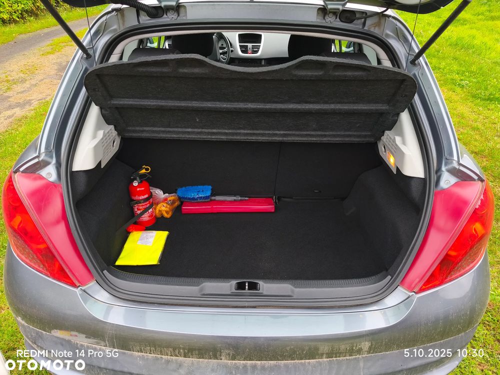 Peugeot 207 - 7