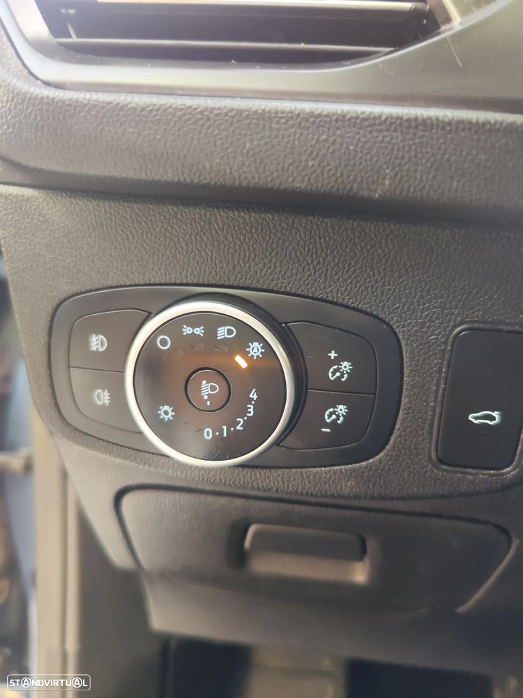 Ford Focus SW 1.0 EcoBoost Active Aut. - 29