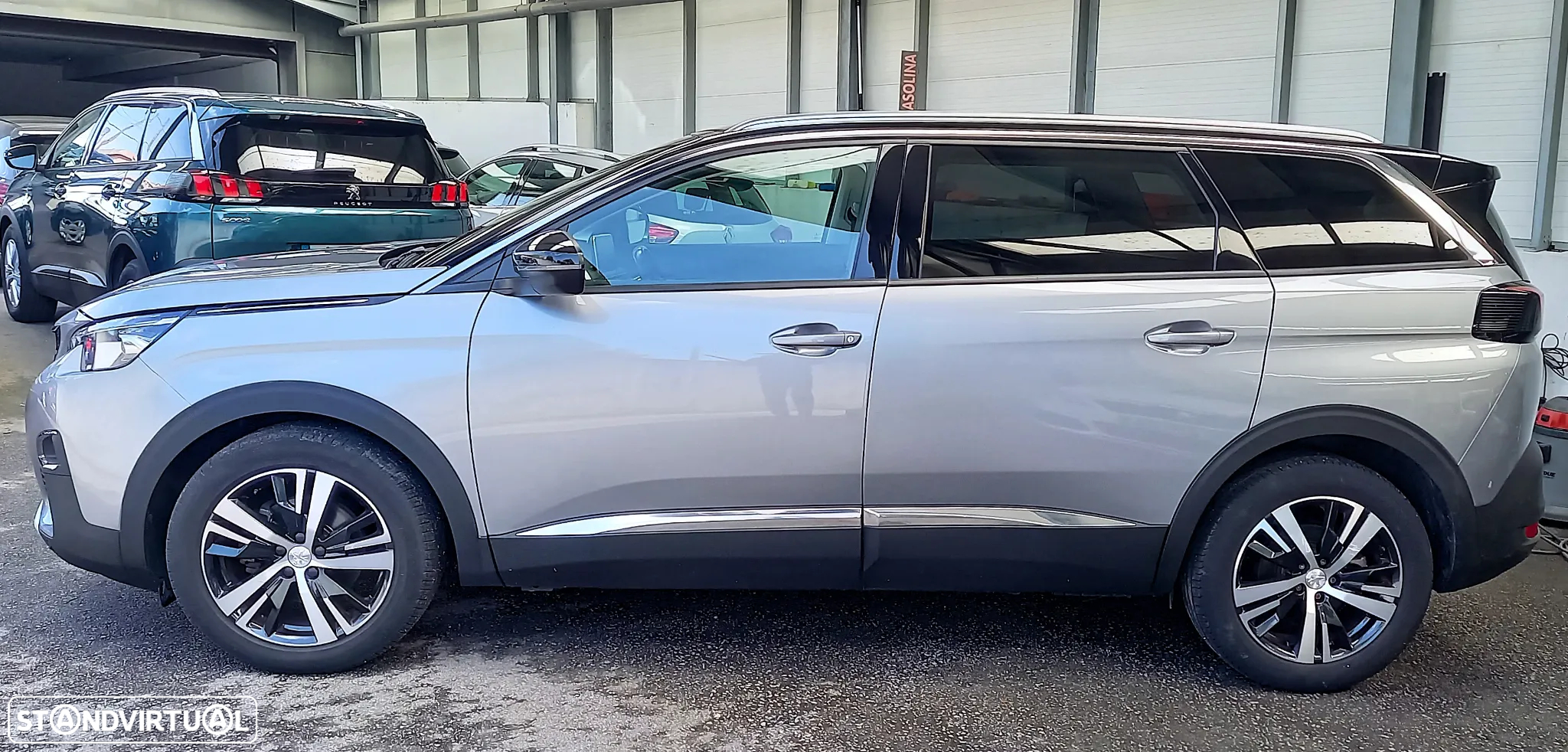 Peugeot 5008 1.5 BlueHDi Allure Baixo Consumo - 4