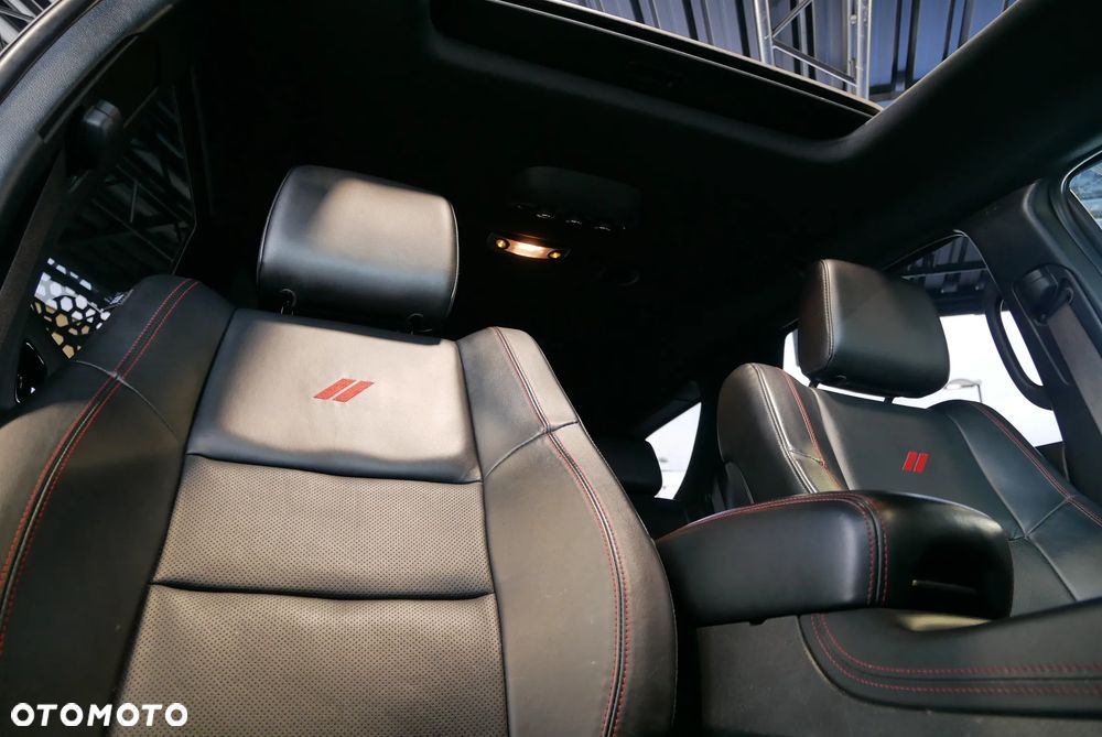 Dodge Durango - 30