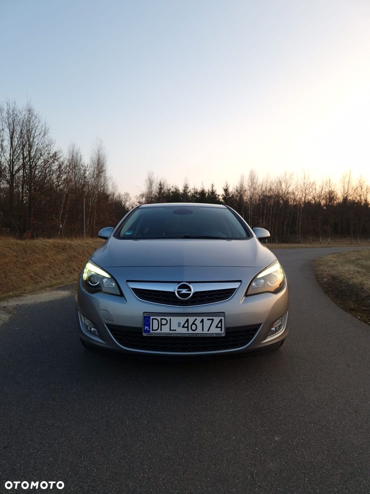 Opel Astra - 2