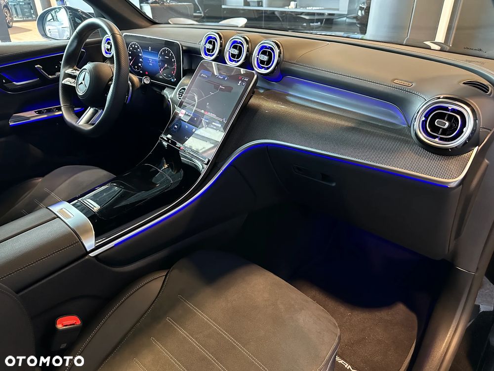 Mercedes-Benz GLC - 16