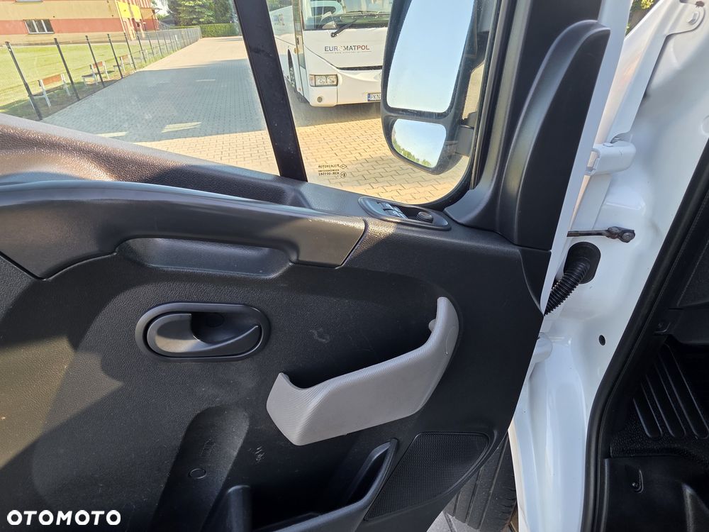 Renault Master - 17