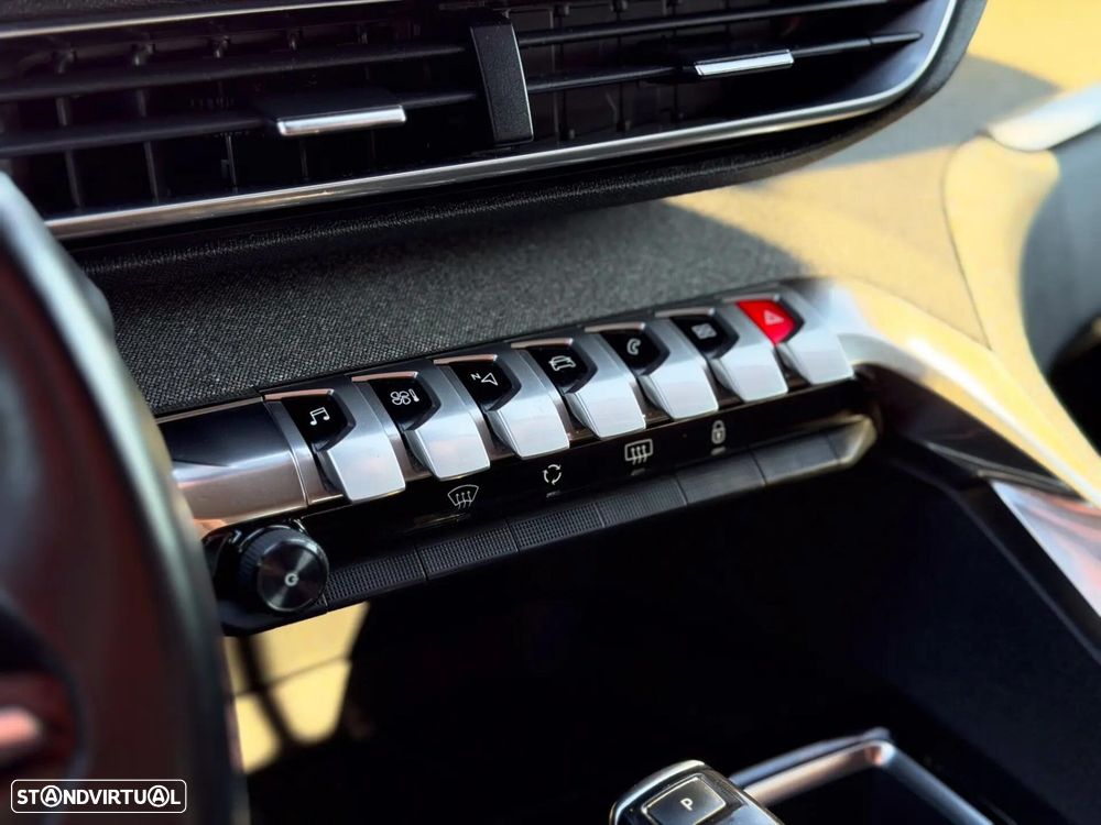 Peugeot 5008 1.5 BlueHDi Active Pack EAT8 - 23