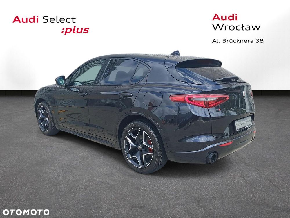 Alfa Romeo Stelvio - 5