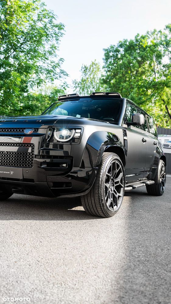 Land Rover Defender 4.4 P635 V8 mHEV Octa Black - 8
