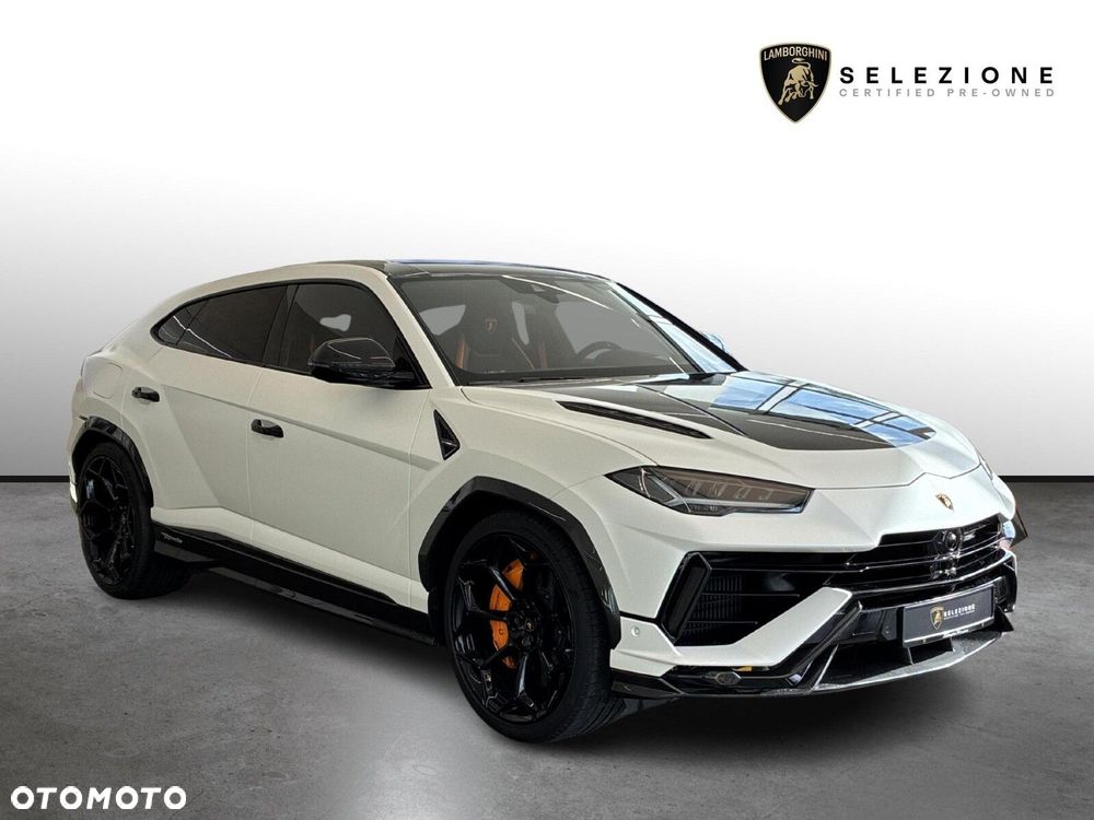 Lamborghini Urus - 1