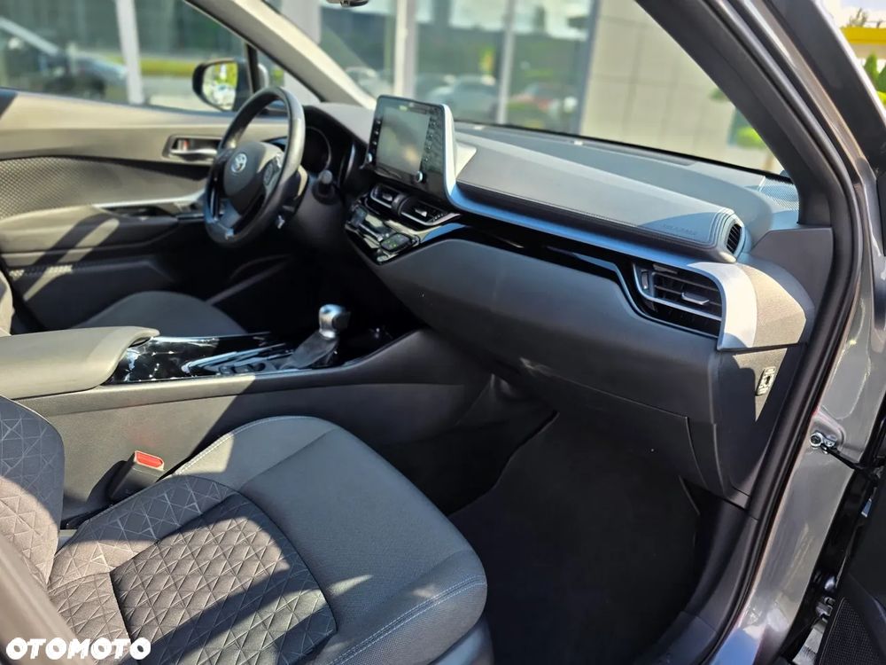 Toyota C-HR 1.8 Hybrid GPF Style - 19