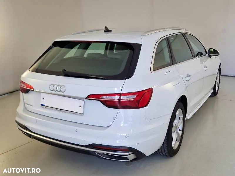 Audi A4 Avant 2.0 40 TDI S tronic Advanced - 3