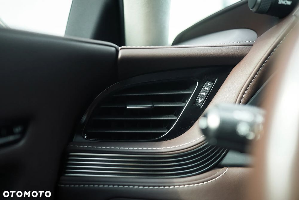 Lexus LS - 19