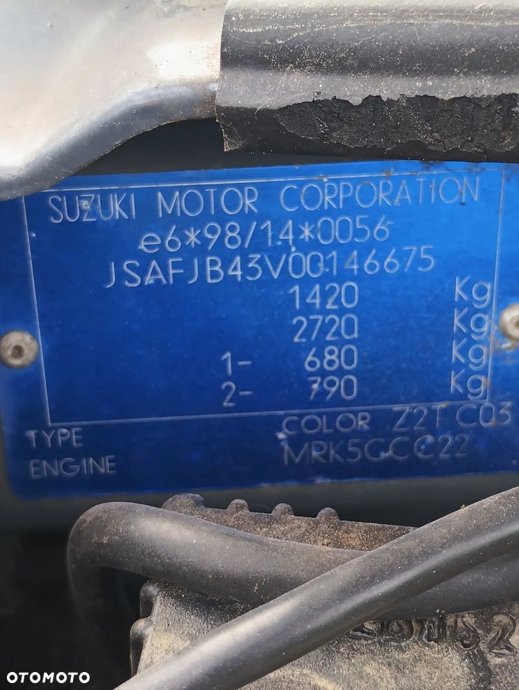 Suzuki Jimny 1.3 - 9