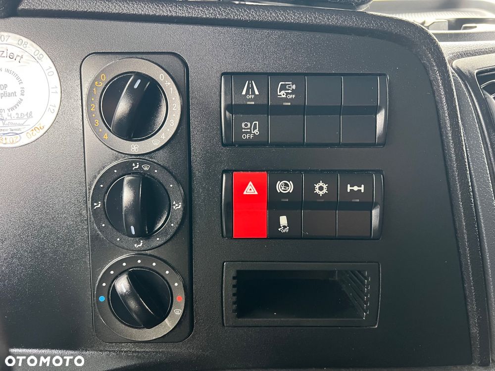 Mercedes-Benz Atego 1224 - 30