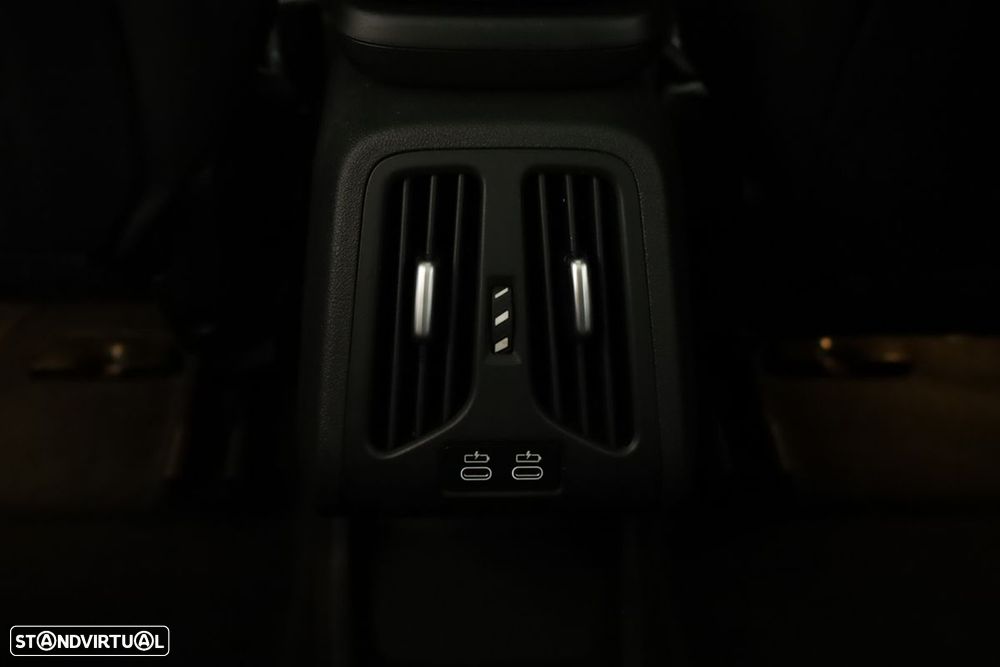 BMW X1 xDrive25e - 21