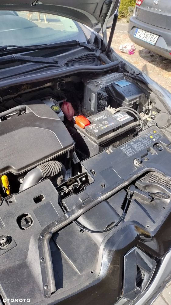 Renault Clio 1.2 16V 75 Life - 7