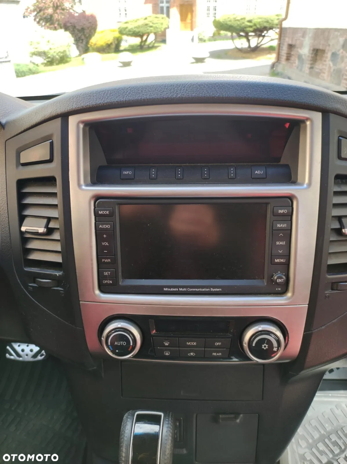 Mitsubishi Pajero 3.2 DI-D Automatik Edition 25 - 21
