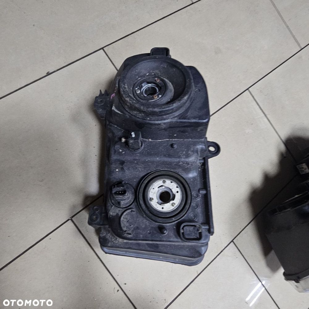 Lampa przednia  / Lampy przednie / przód prawa lewa / Chrysler 300 C - 10