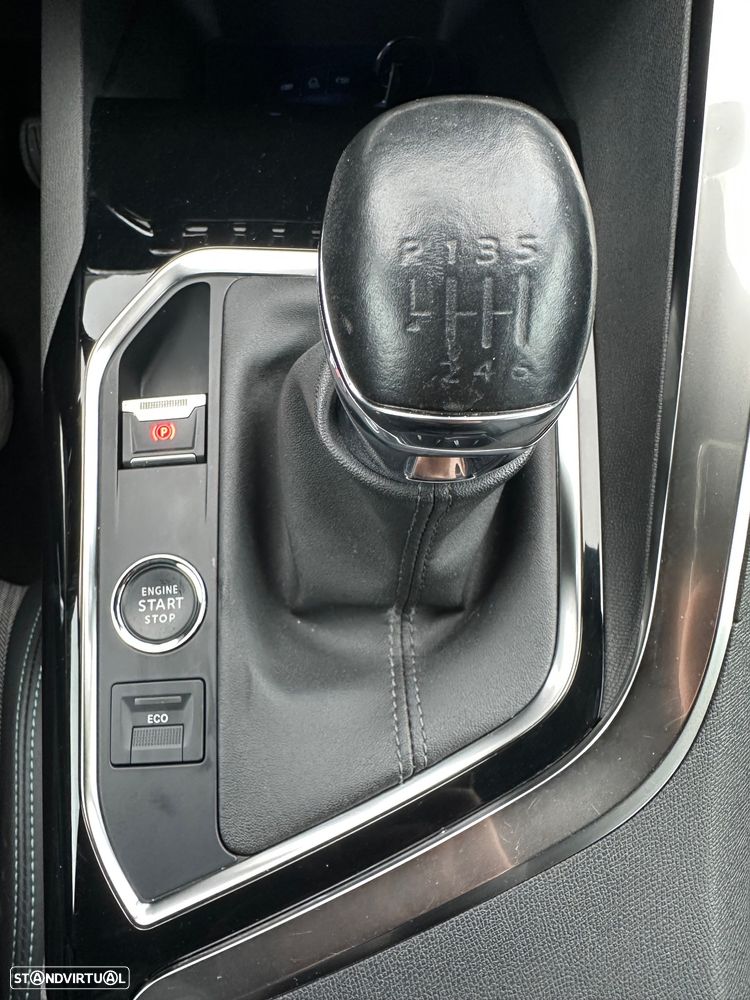 Peugeot 3008 PureTech 130 Stop & Start GPF Allure Business-Pack - 11