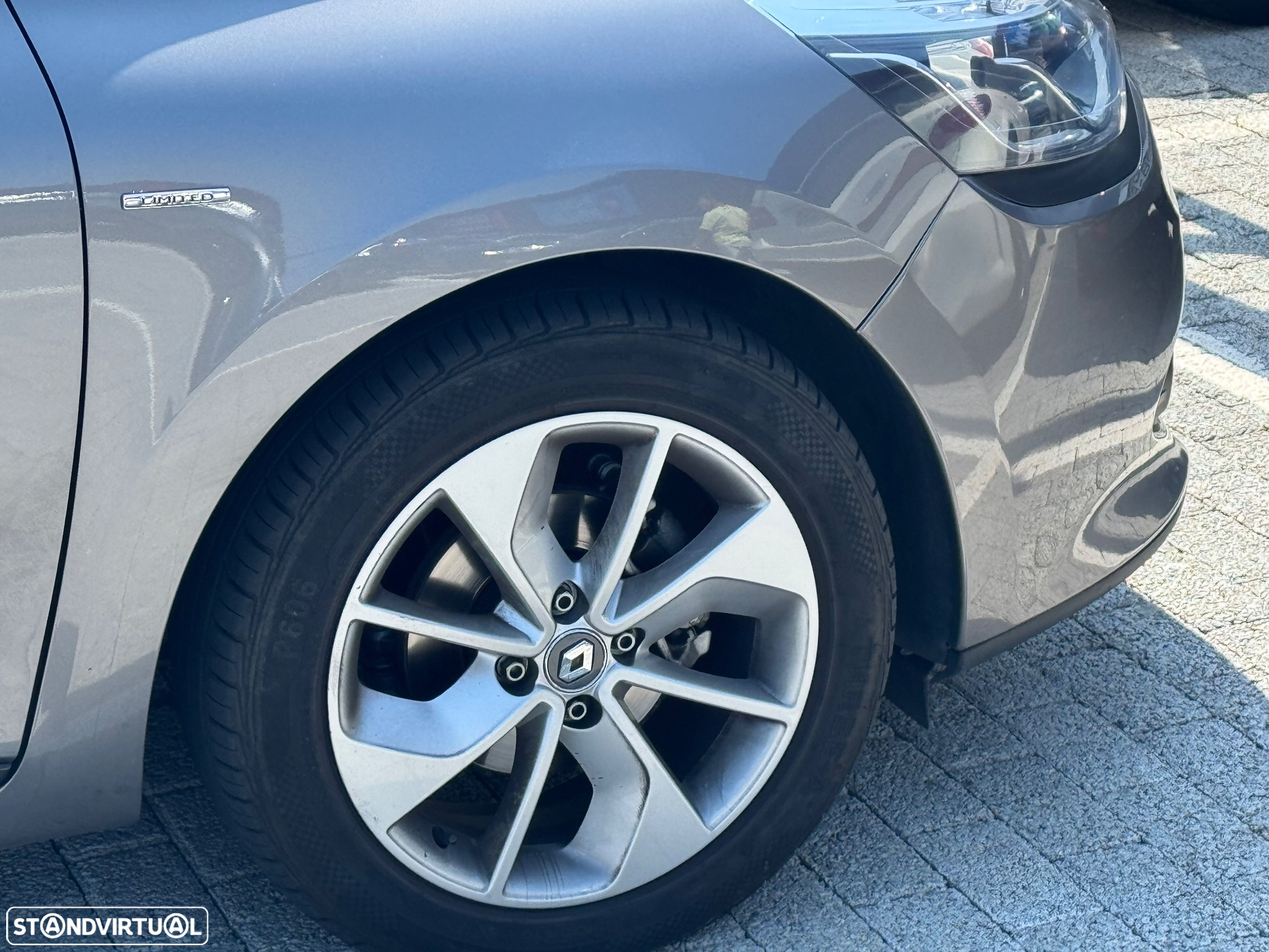 Renault Clio Sport Tourer 1.5 dCi Limited - 7