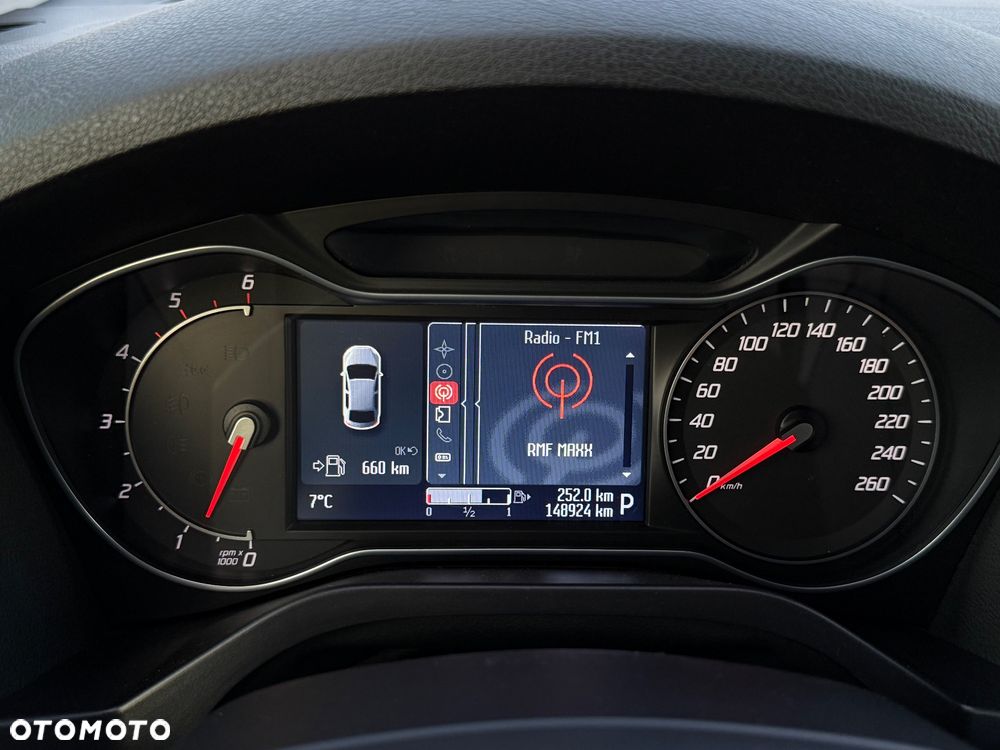 Ford S-Max 2.0 TDCi DPF Titanium - 32