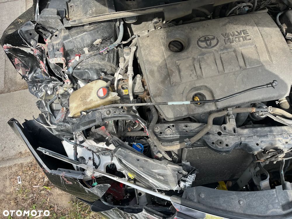 Toyota Corolla 1.6 Premium EU6 - 2