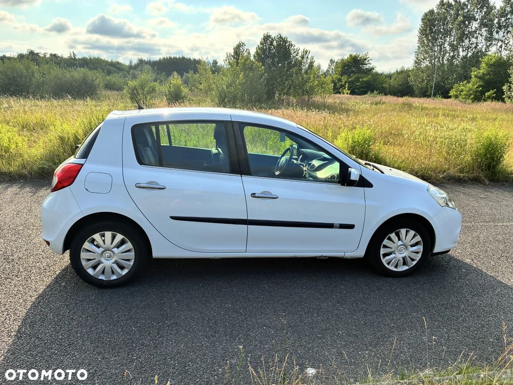 Renault Clio 1.5 dCi All Inclusive - 6