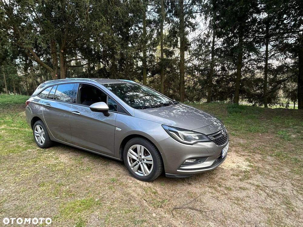 Opel Astra 1.6 D (CDTI) Selection - 2