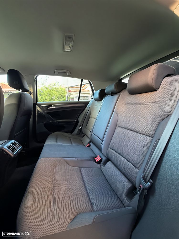 VW Golf 1.6 TDI (BlueMotion ) Comfortline - 12