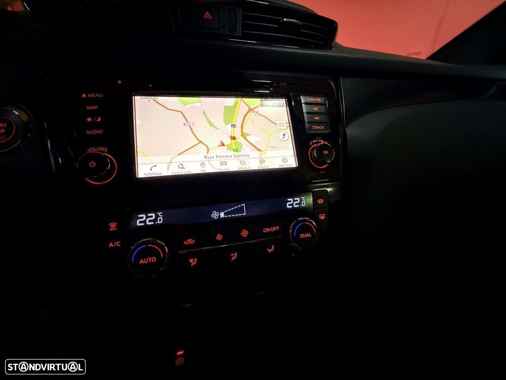 Nissan Qashqai 1.3 DIG-T N-Connecta LED - 12