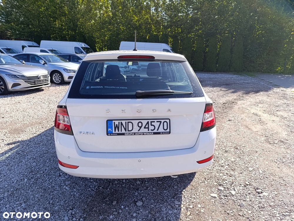 Skoda Fabia 1.0 TSI Ambition - 10