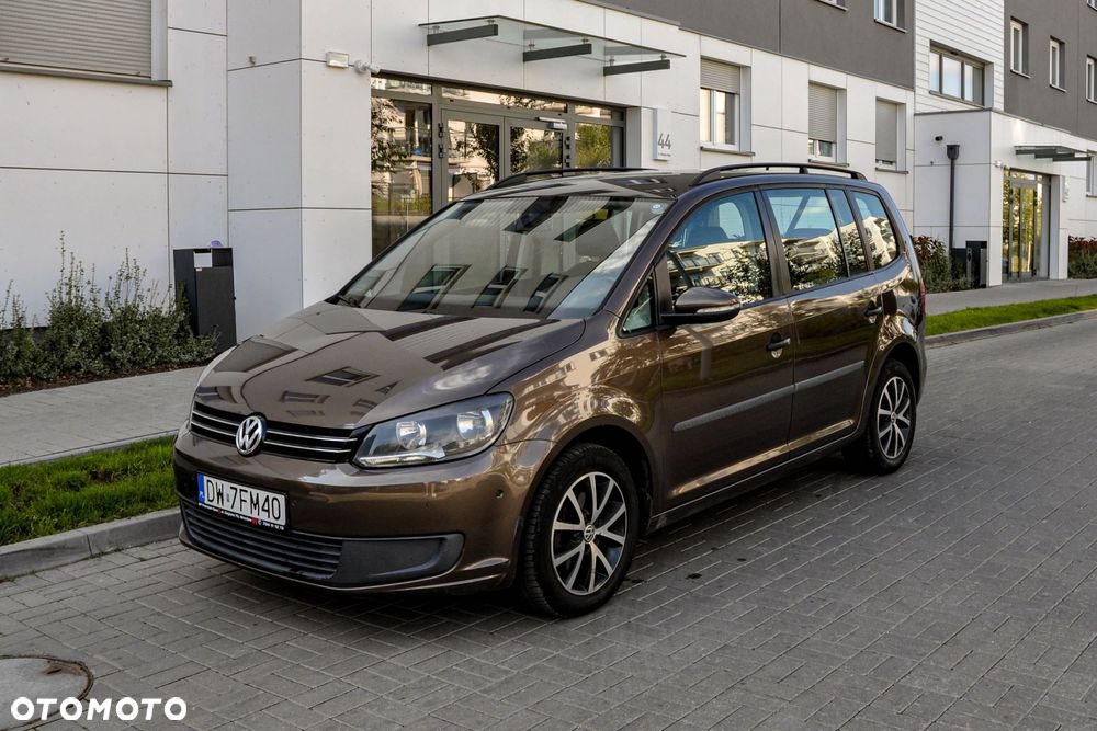 Volkswagen Touran - 1